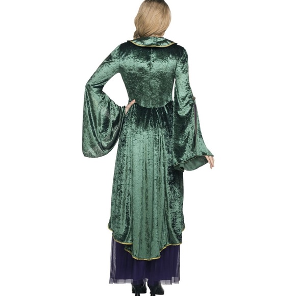 Spirit Halloween Adult Winifred Sanderson Hocus Pocus Costume with wig - Picture 2 of 5